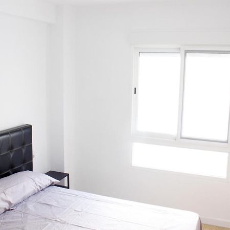 דירות ולנסיה Apartamento Privado Proximo A Playa Y Ciencias Con Wifi מראה חיצוני תמונה