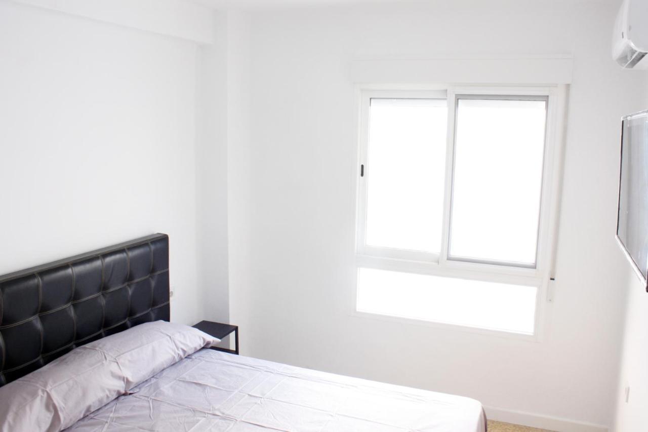 דירות ולנסיה Apartamento Privado Proximo A Playa Y Ciencias Con Wifi מראה חיצוני תמונה